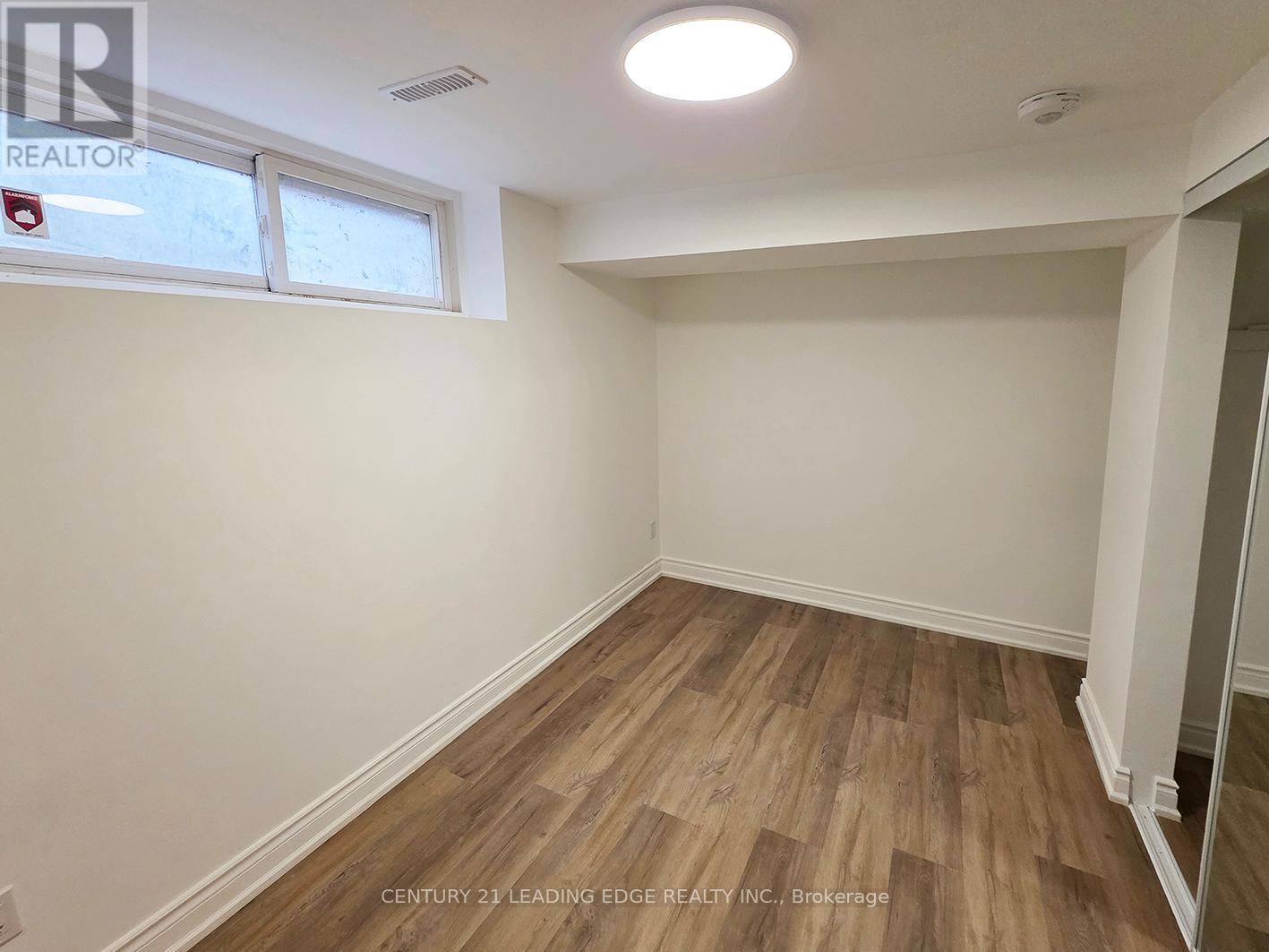 Basement B - 16 Wyvern Road, Toronto, Ontario  M2K 2K4 - Photo 7 - C12575888