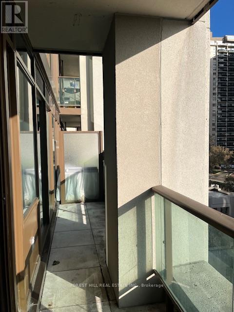 504 - 320 Tweedsmuir Avenue, Toronto, Ontario  M5P 2Y3 - Photo 7 - C12575902