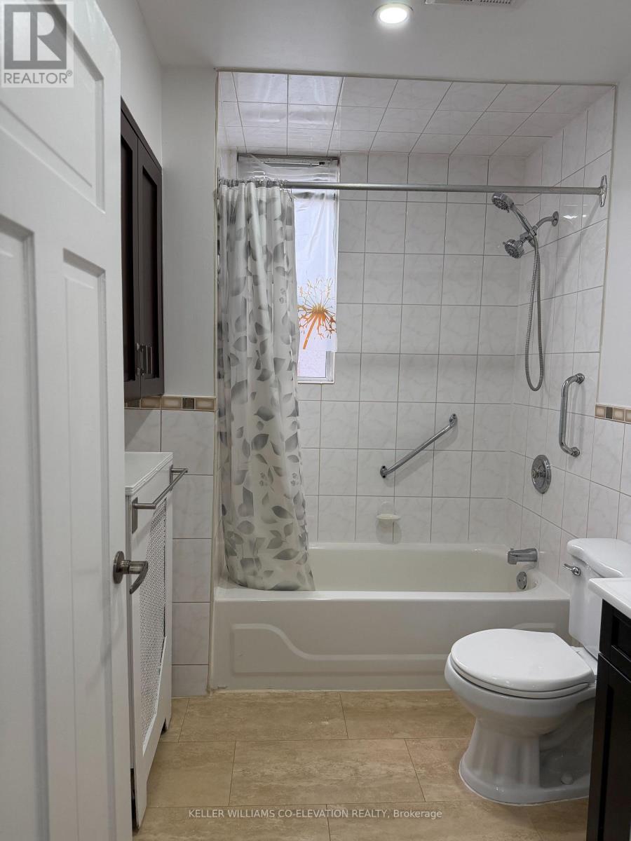 Main Fl - 41 Northcliffe Boulevard, Toronto, Ontario  M6H 3G9 - Photo 16 - C12575904