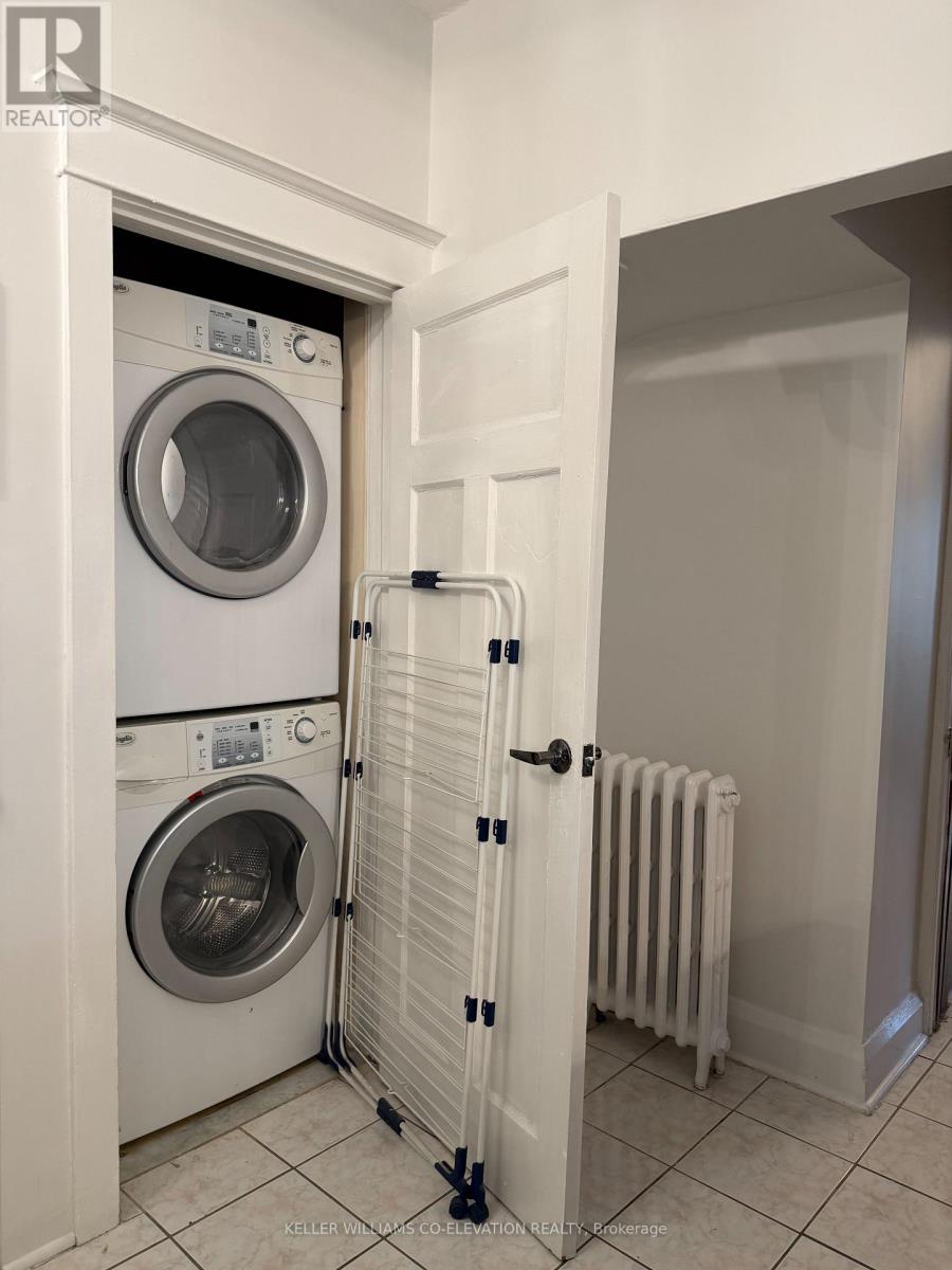 Main Fl - 41 Northcliffe Boulevard, Toronto, Ontario  M6H 3G9 - Photo 18 - C12575904