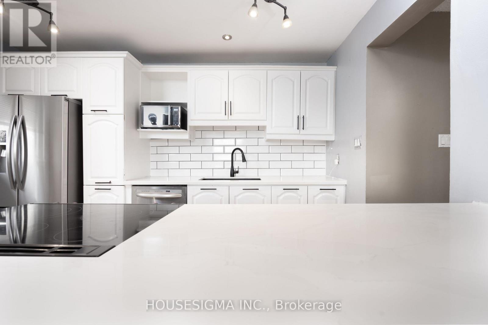 82 - 321 Blackthorn Street, Oshawa, Ontario  L1K 1L3 - Photo 3 - E12575740