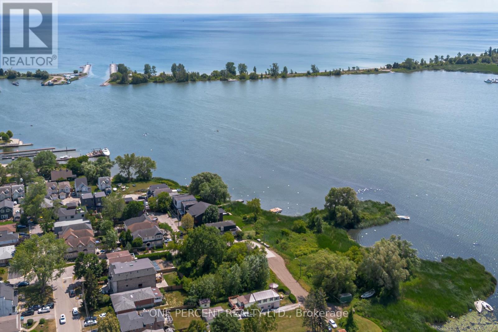 805 St. Martins Drive, Pickering, Ontario  L1W 1N1 - Photo 17 - E12575792