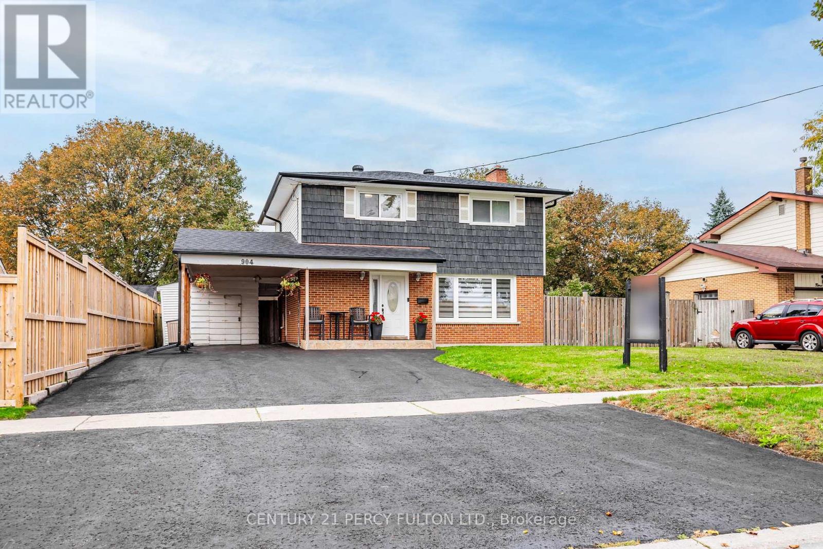 904 Somerville Street, Oshawa, Ontario  L1G 4J7 - Photo 2 - E12575868