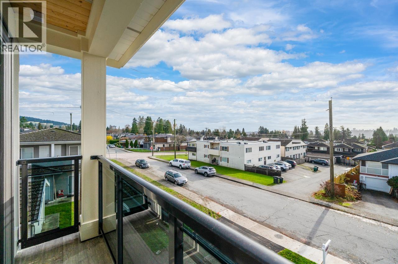 2 6691 Winch Street, Burnaby, British Columbia  V5B 2L5 - Photo 27 - R3069950