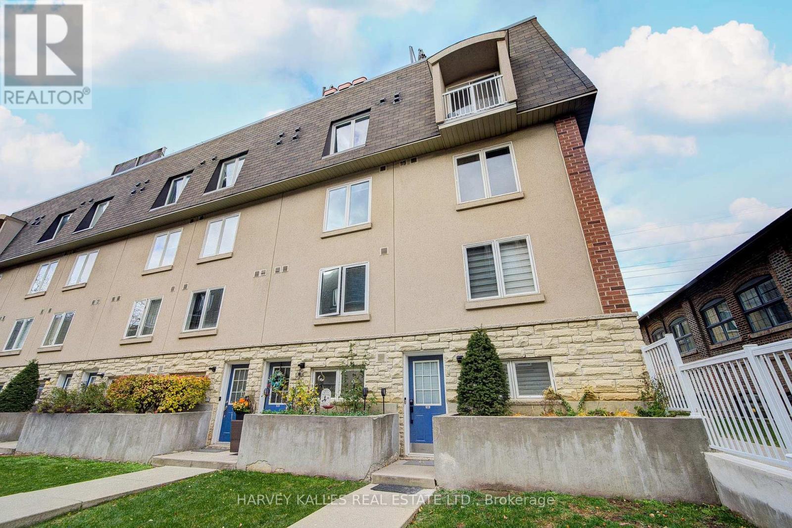 55 - 51 Foundry Avenue, Toronto, Ontario  M6H 4K7 - Photo 3 - W12574246