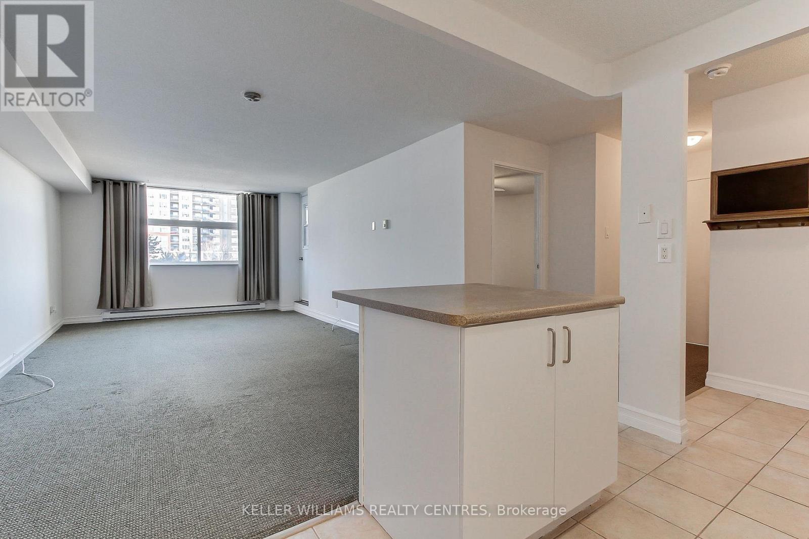 408 - 260 Davis Drive, Newmarket, Ontario  L3Y 7C3 - Photo 14 - N12575732