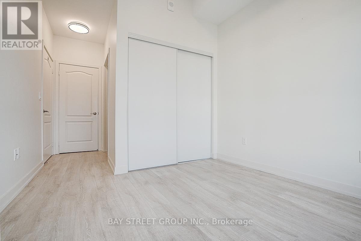 428 - 555 William Graham Drive, Aurora, Ontario  L4G 3H9 - Photo 16 - N12575862