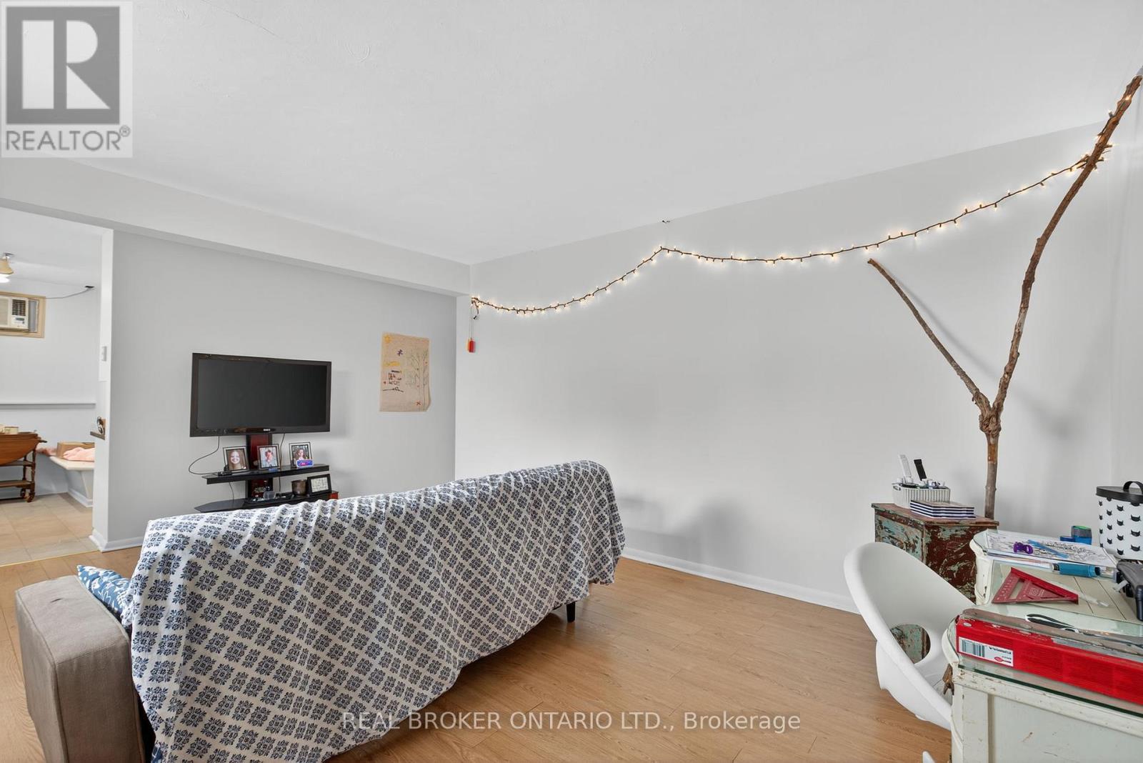 8 Westmount Drive S, Orillia, Ontario  L3V 6C9 - Photo 16 - S12575736