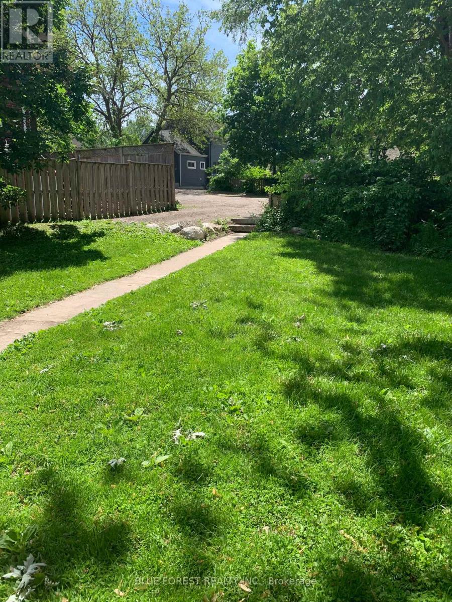 6 - 1 Waverly Place, London East, Ontario  N6B 2C3 - Photo 21 - X12574828