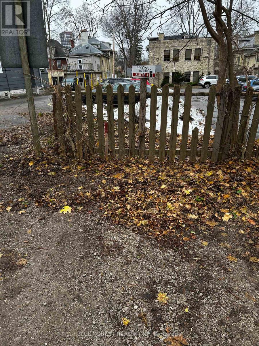 6 - 1 Waverly Place, London East, Ontario  N6B 2C3 - Photo 22 - X12574828