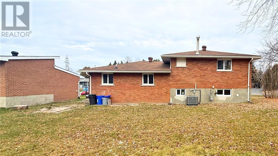 1649 Briar Avenue, Sudbury, Ontario  P3A 4H9 - Photo 13 - 2125728