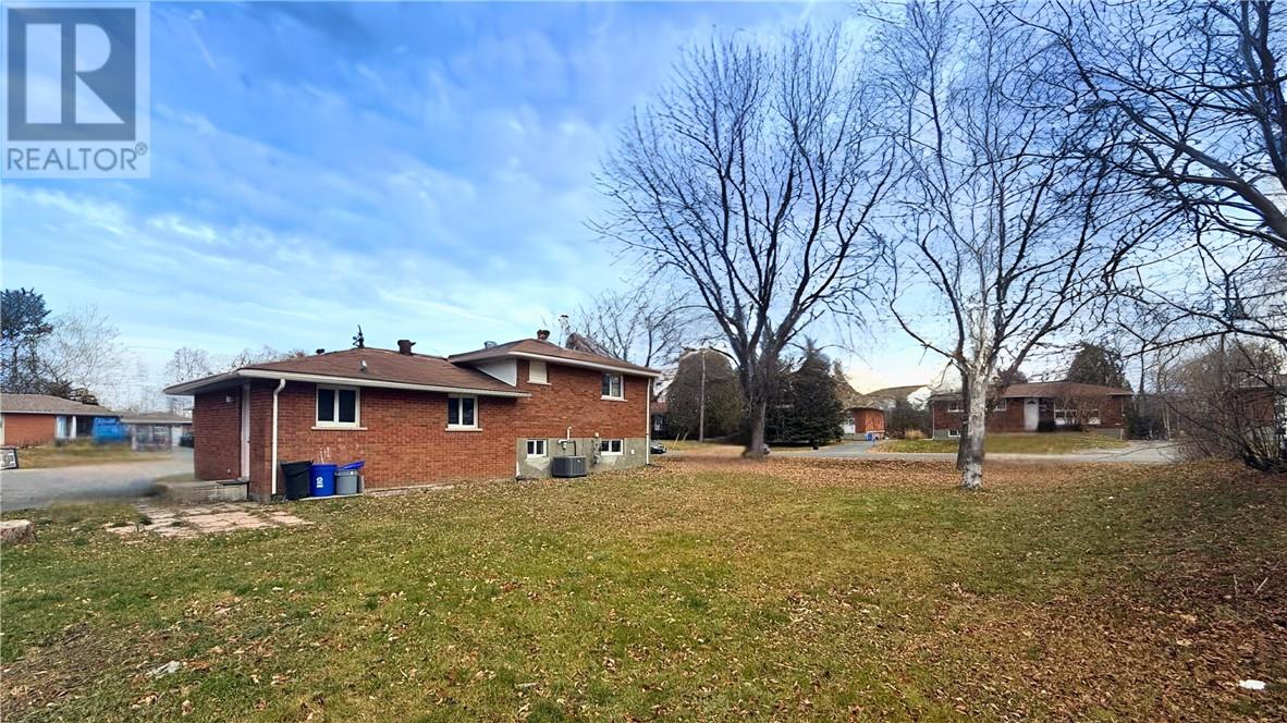 1649 Briar Avenue, Sudbury, Ontario  P3A 4H9 - Photo 14 - 2125728