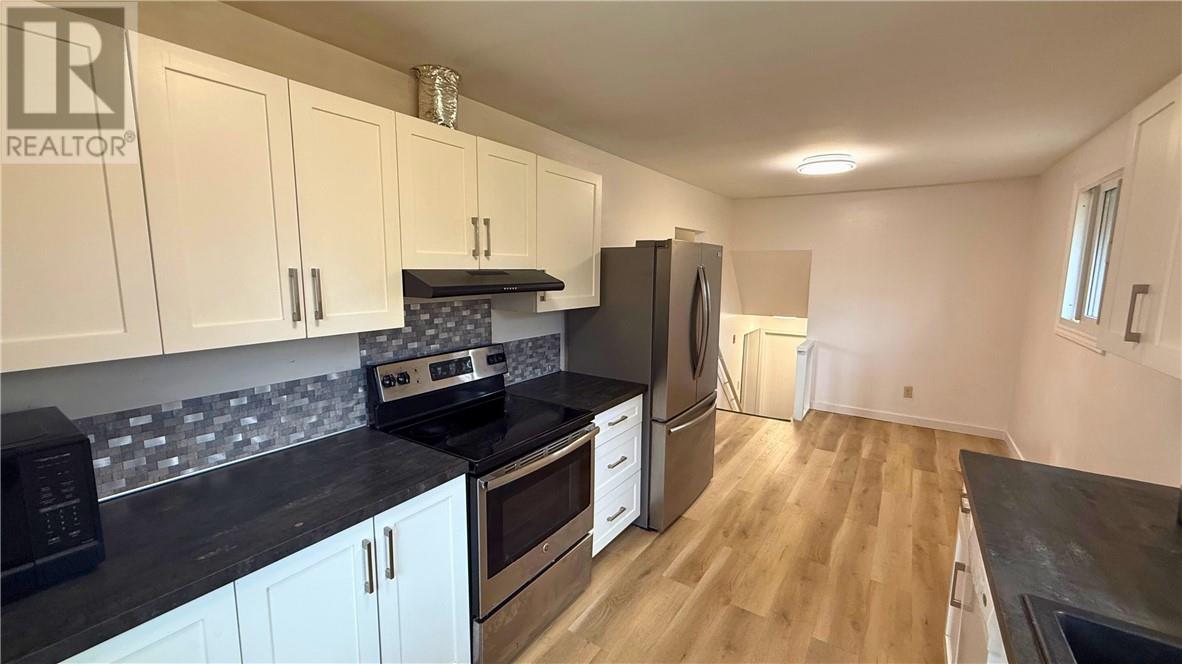 1649 Briar Avenue, Sudbury, Ontario  P3A 4H9 - Photo 3 - 2125728