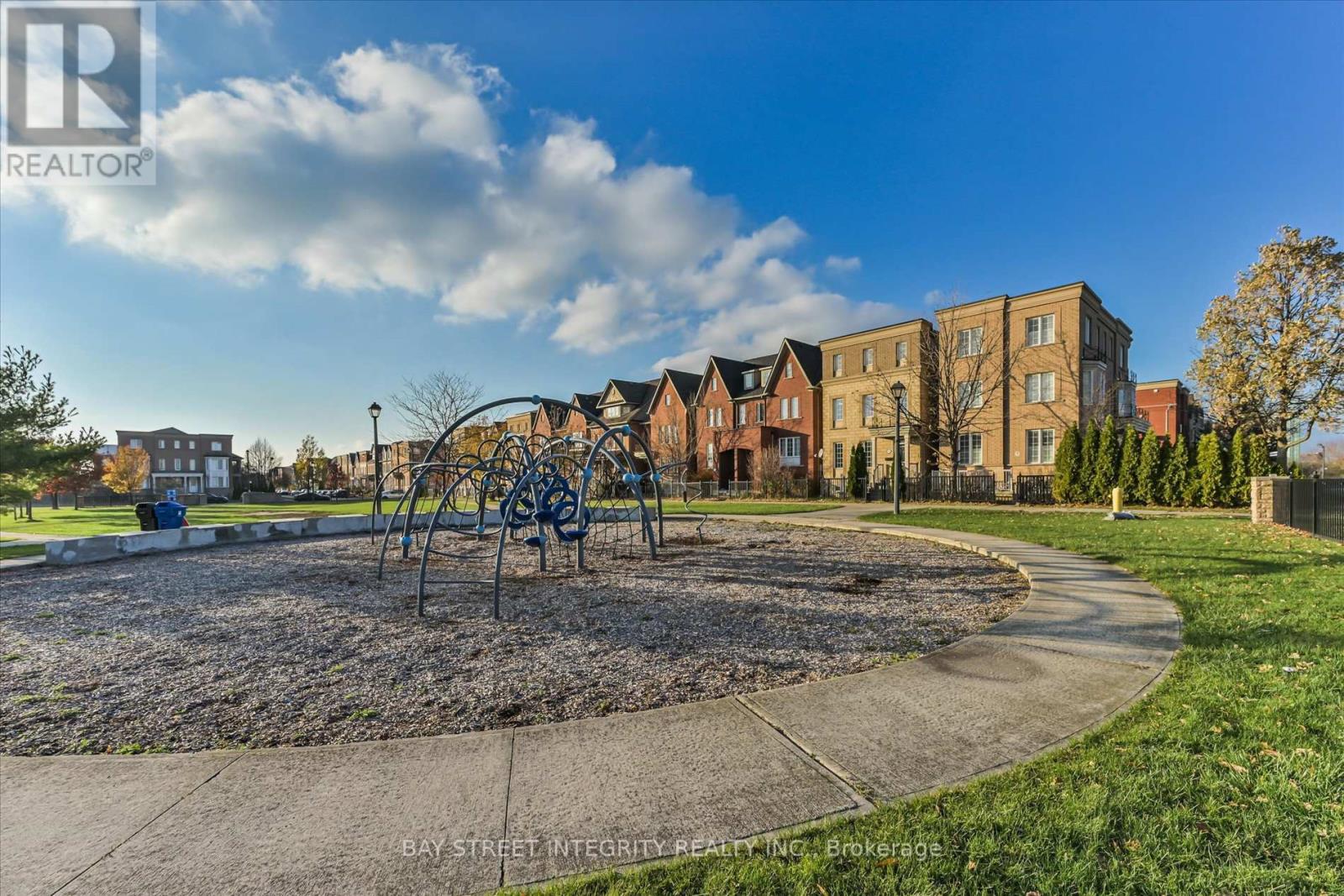 3 ELIA LANE, Toronto, Ontario