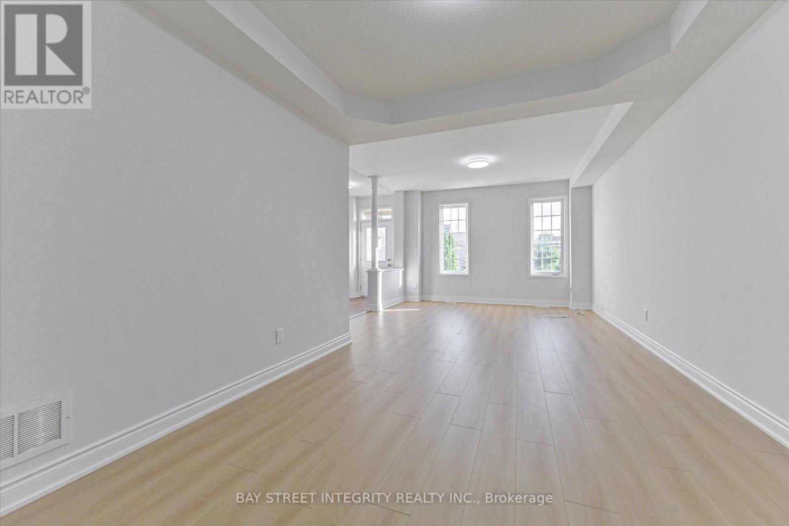 3 Elia Lane, Toronto, Ontario  M3J 0E5 - Photo 11 - W12575764