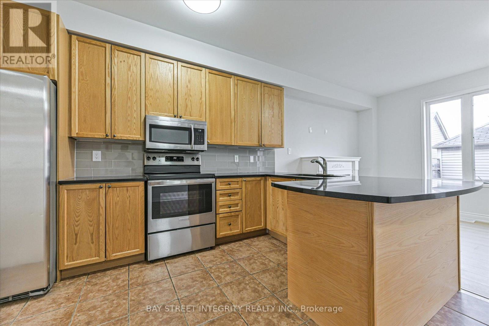 3 Elia Lane, Toronto, Ontario  M3J 0E5 - Photo 14 - W12575764