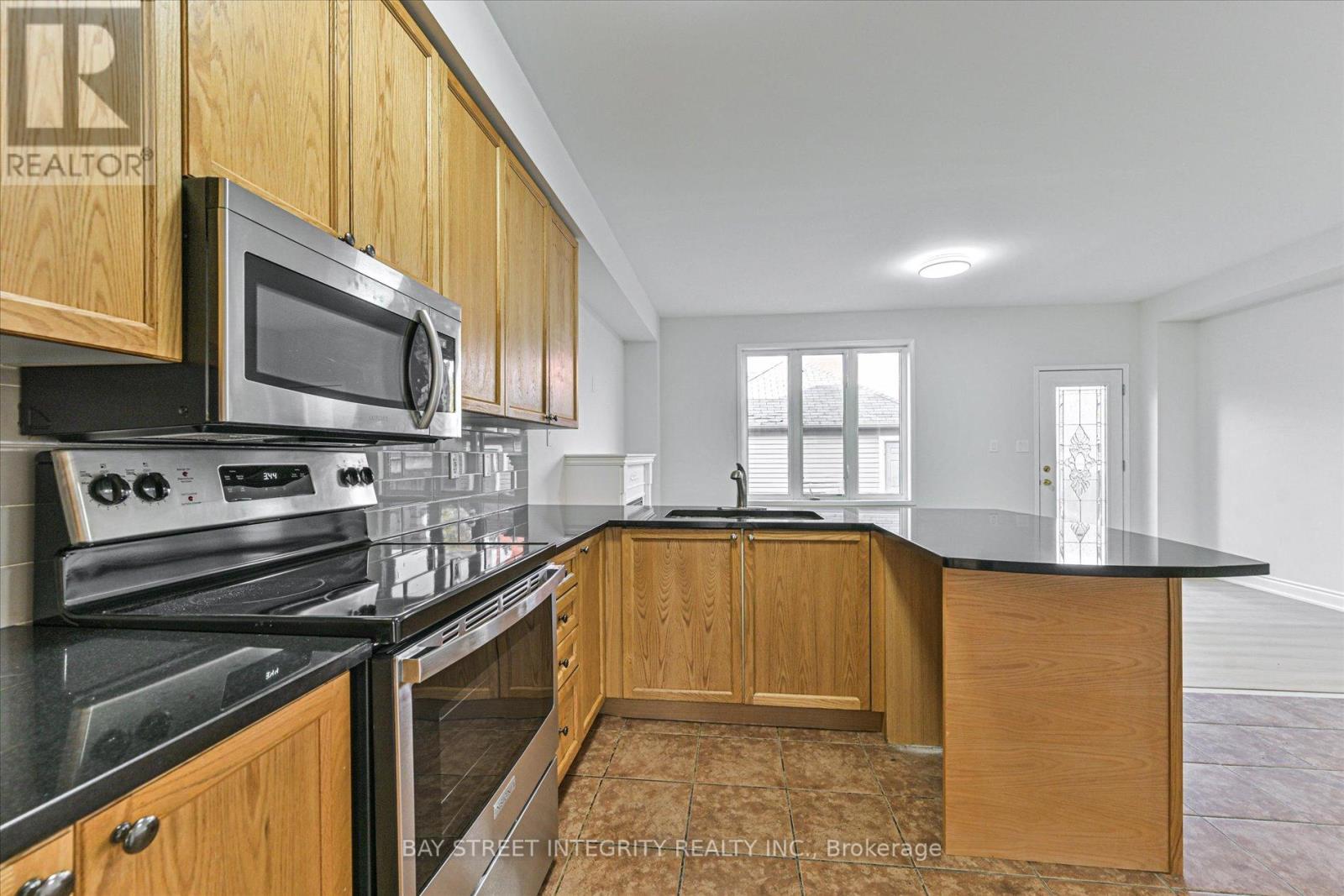 3 Elia Lane, Toronto, Ontario  M3J 0E5 - Photo 15 - W12575764