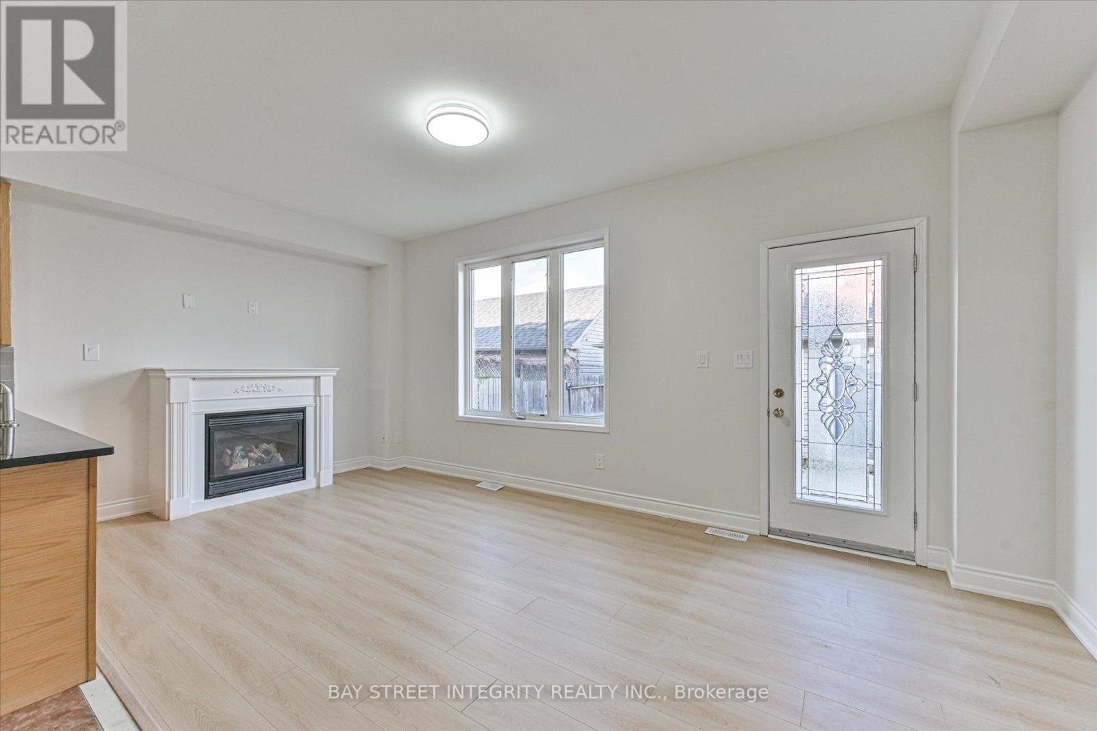 3 Elia Lane, Toronto, Ontario  M3J 0E5 - Photo 16 - W12575764