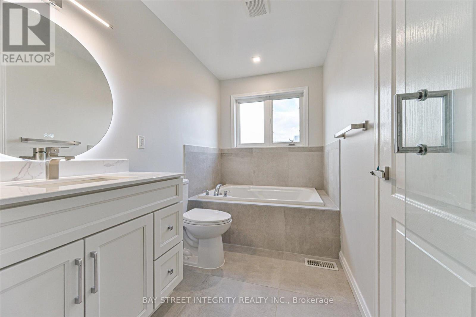 3 Elia Lane, Toronto, Ontario  M3J 0E5 - Photo 22 - W12575764