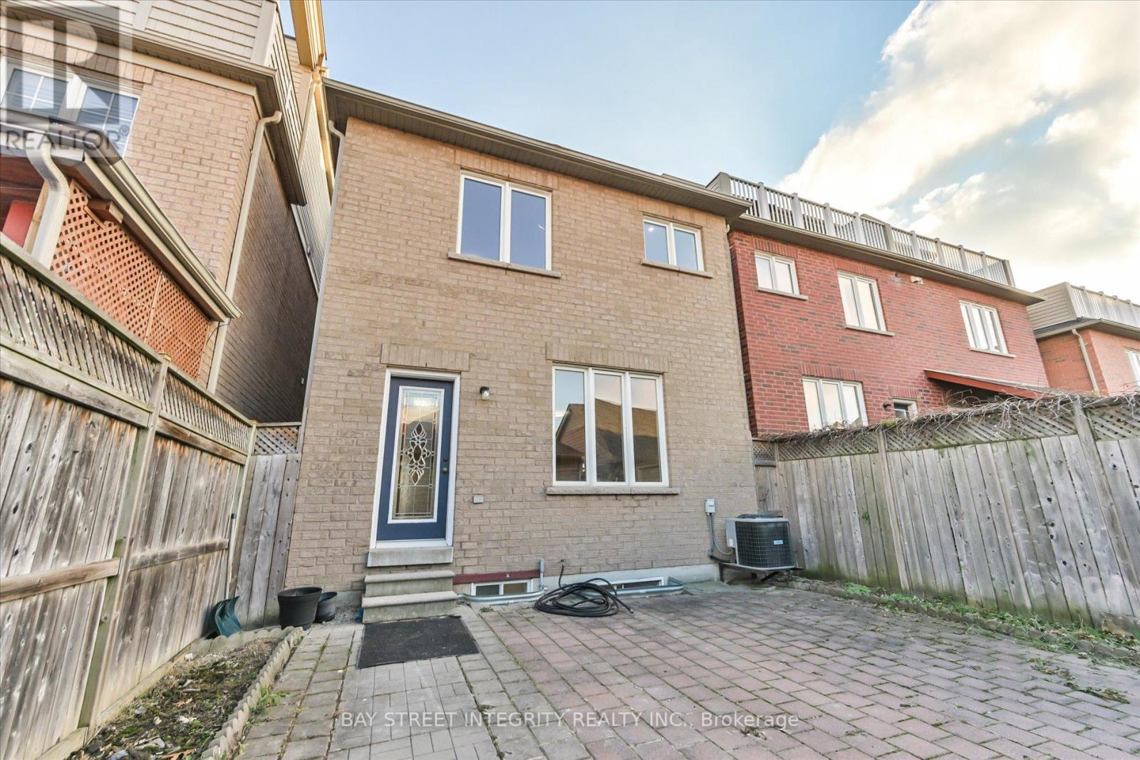 3 Elia Lane, Toronto, Ontario  M3J 0E5 - Photo 46 - W12575764