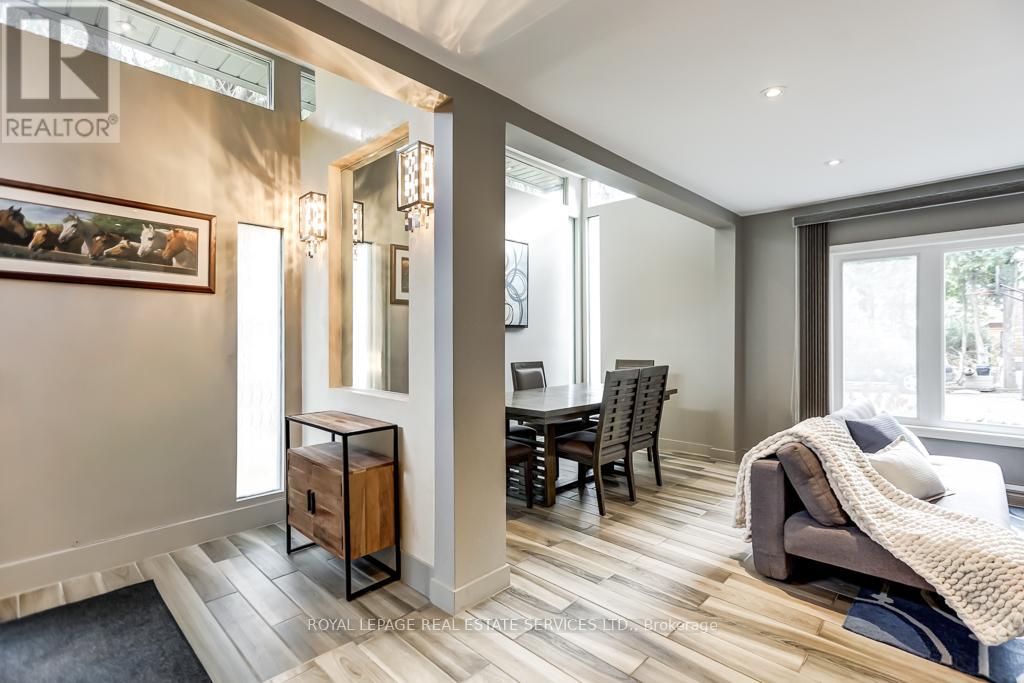 14 Burma Drive, Toronto, Ontario  M8Y 3E6 - Photo 14 - W12575780