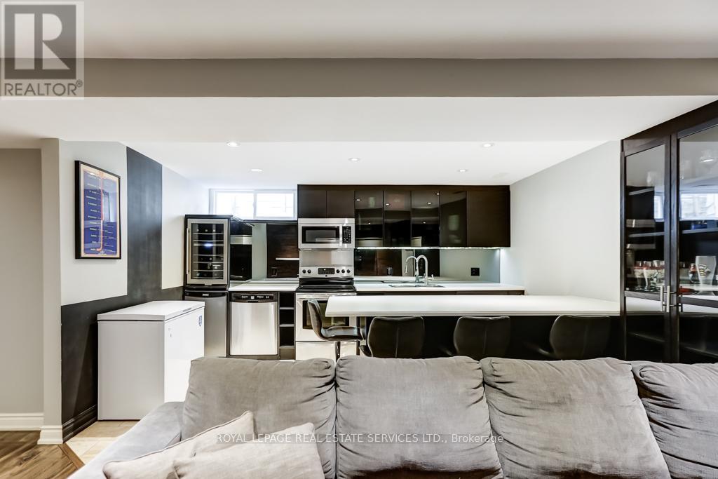 14 Burma Drive, Toronto, Ontario  M8Y 3E6 - Photo 29 - W12575780