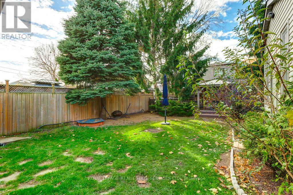 14 Burma Drive, Toronto, Ontario  M8Y 3E6 - Photo 34 - W12575780