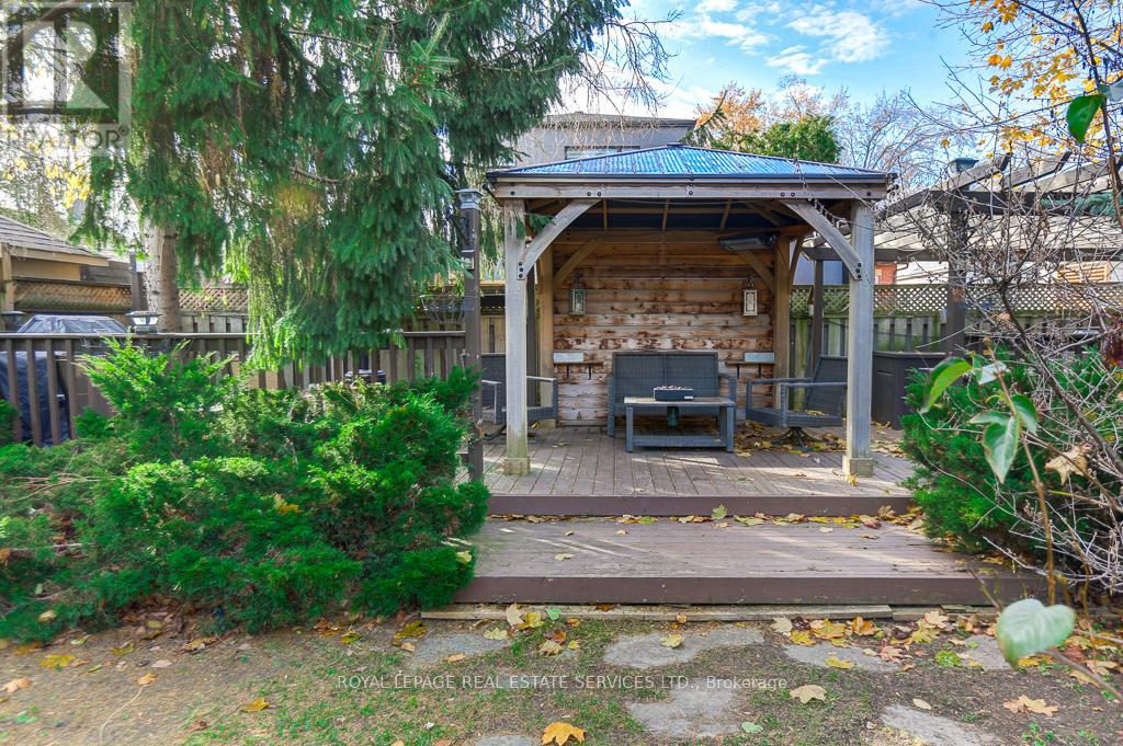 14 Burma Drive, Toronto, Ontario  M8Y 3E6 - Photo 38 - W12575780