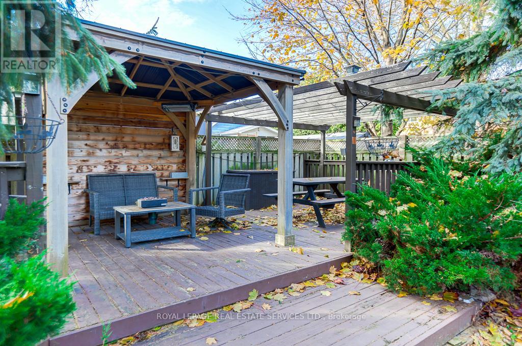 14 Burma Drive, Toronto, Ontario  M8Y 3E6 - Photo 39 - W12575780