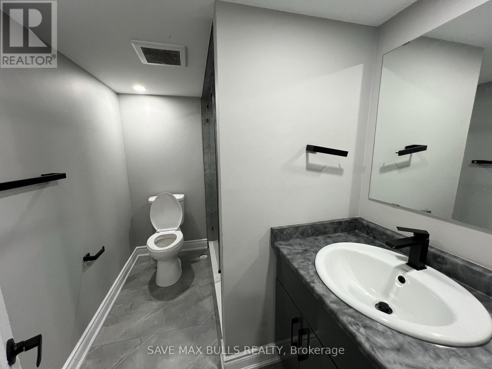 80 Abell Drive, Brampton, Ontario  L6V 2V8 - Photo 10 - W12575832