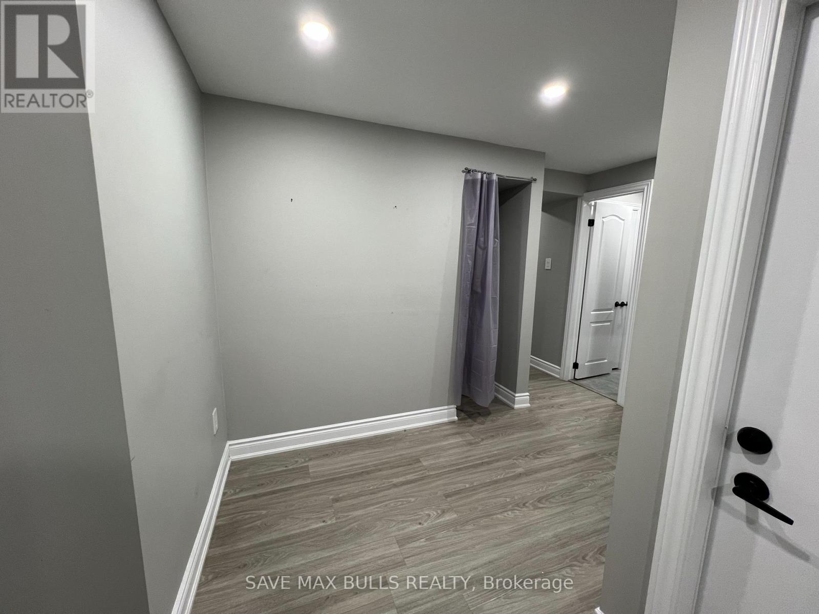 80 Abell Drive, Brampton, Ontario  L6V 2V8 - Photo 9 - W12575832