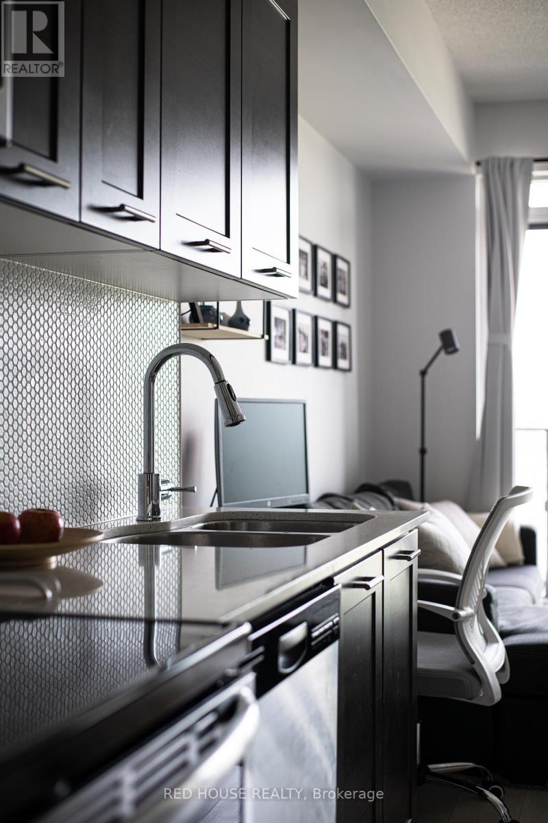 2506 - 2200 Lake Shore Boulevard W, Toronto, Ontario  M8V 1A4 - Photo 6 - W12575840