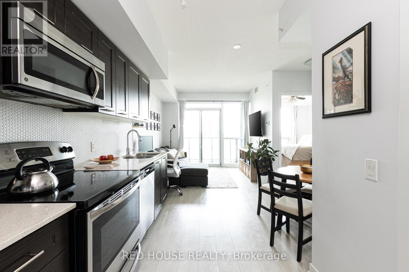 2506 - 2200 Lake Shore Boulevard W, Toronto, Ontario  M8V 1A4 - Photo 8 - W12575840