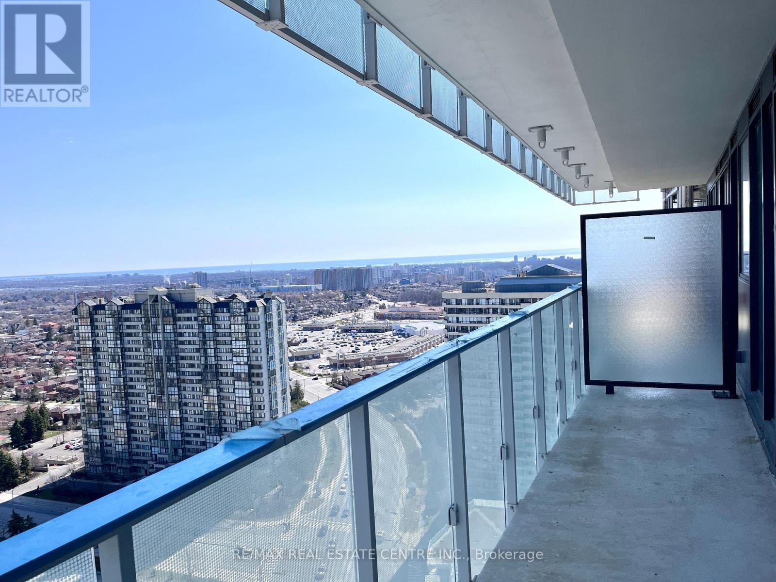 2202 - 3900 Confederation Parkway, Mississauga, Ontario  L5B 0M3 - Photo 13 - W12575918