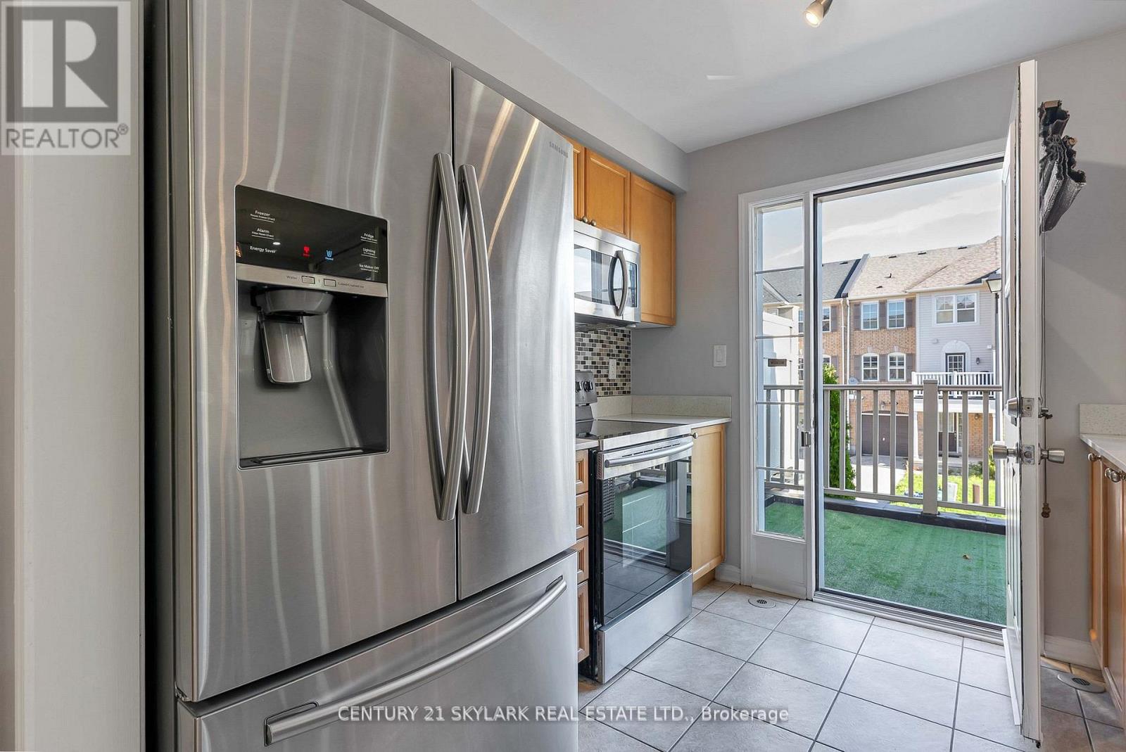 920 Deverell Place, Milton, Ontario  L9T 0M2 - Photo 8 - W12575922