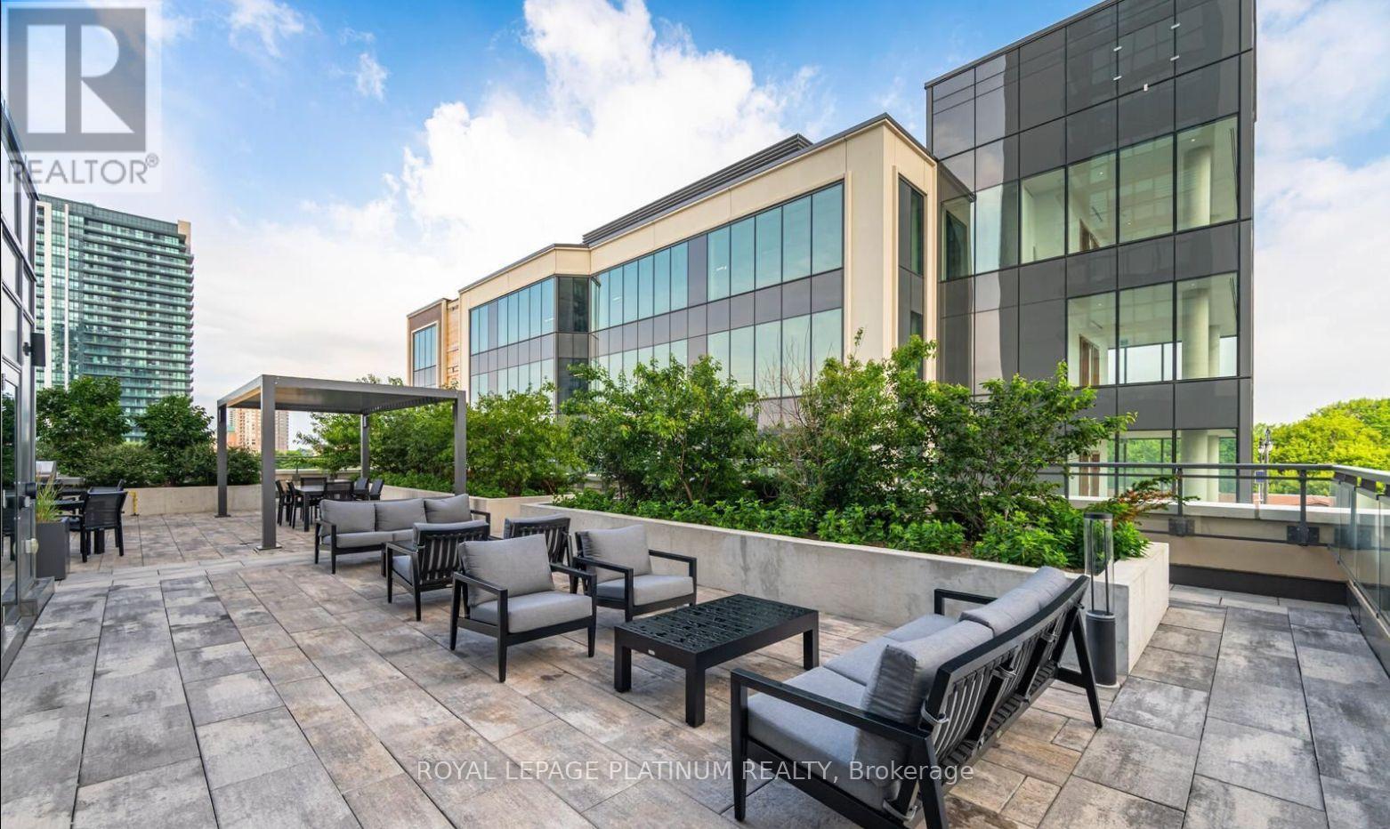 2305 - 15 Lynch Street, Brampton, Ontario  L6W 0C7 - Photo 3 - W12575926