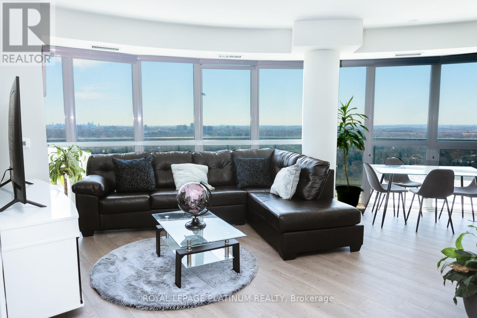 2305 - 15 Lynch Street, Brampton, Ontario  L6W 0C7 - Photo 4 - W12575926