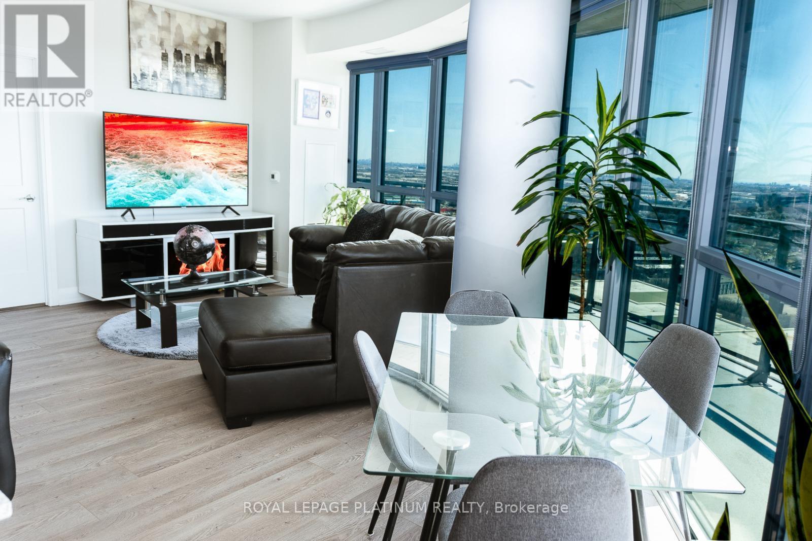 2305 - 15 Lynch Street, Brampton, Ontario  L6W 0C7 - Photo 5 - W12575926