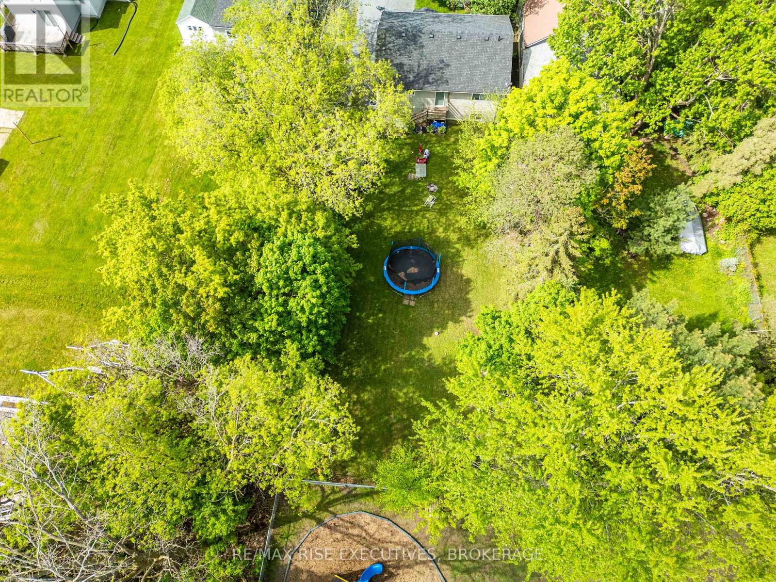 353 Charles Street, Gananoque, Ontario  K7G 1V6 - Photo 10 - X12575972