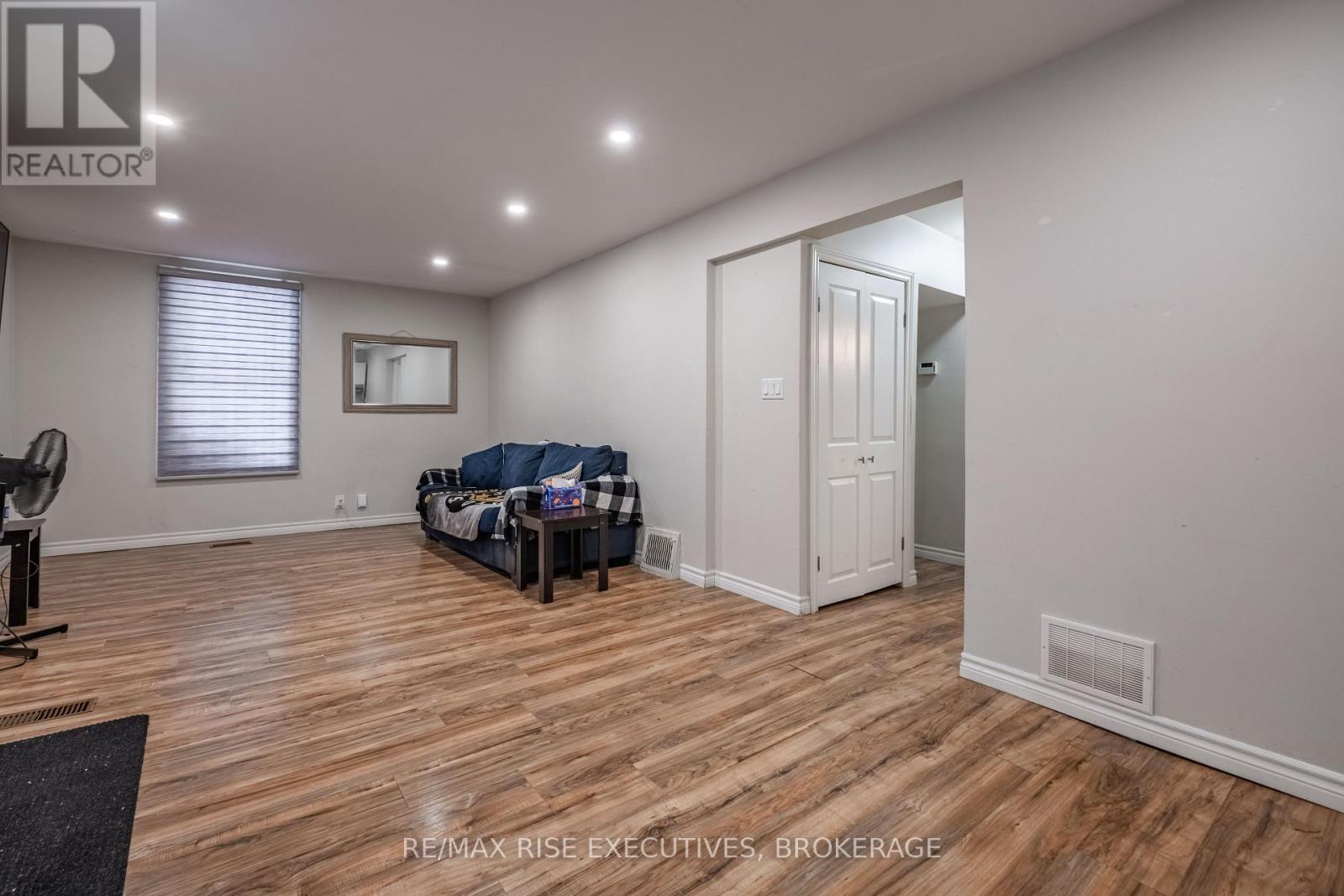 695 Victoria Street, Kingston, Ontario  K7K 4S6 - Photo 5 - X12576026