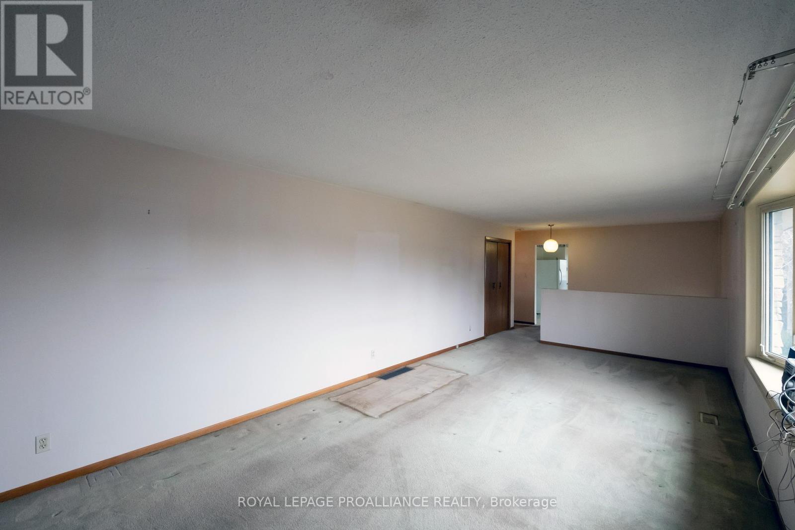 146 Country Club Drive, Quinte West, Ontario  K8R 1B2 - Photo 19 - X12575958