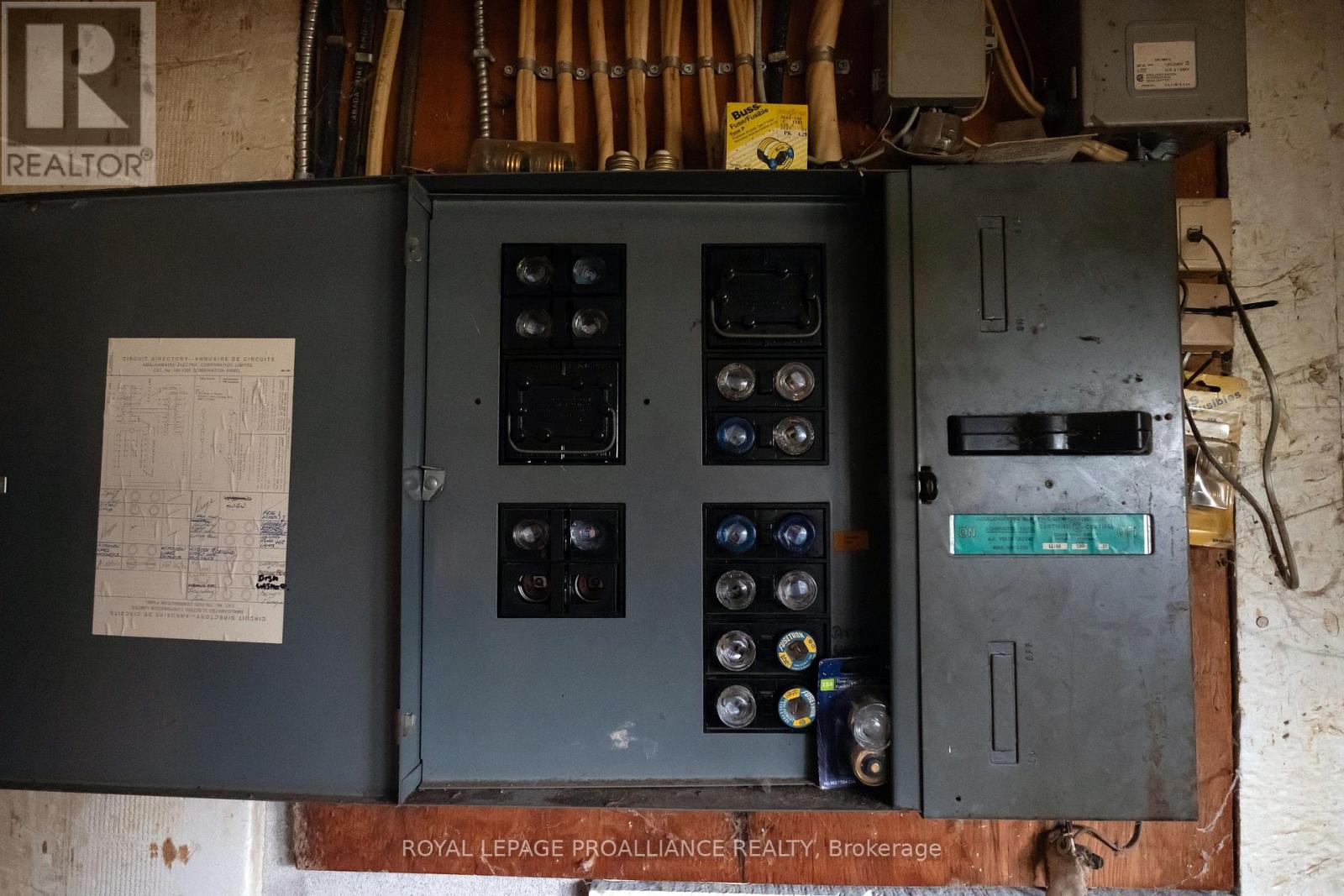 146 Country Club Drive, Quinte West, Ontario  K8R 1B2 - Photo 36 - X12575958