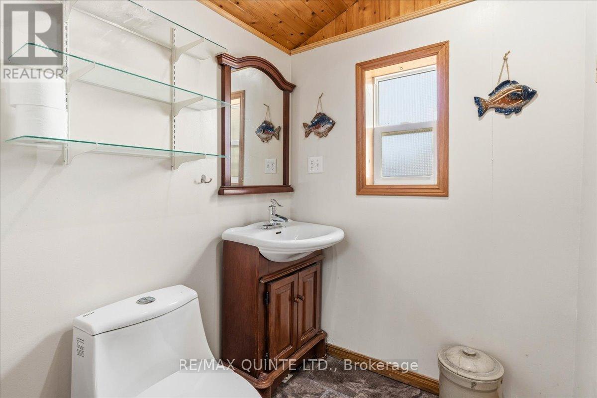 15 Gordon Street, Belleville, Ontario  K8P 3E4 - Photo 16 - X12576010