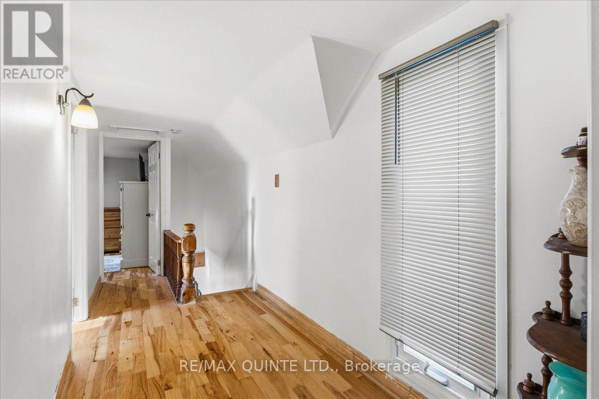 15 Gordon Street, Belleville, Ontario  K8P 3E4 - Photo 22 - X12576010