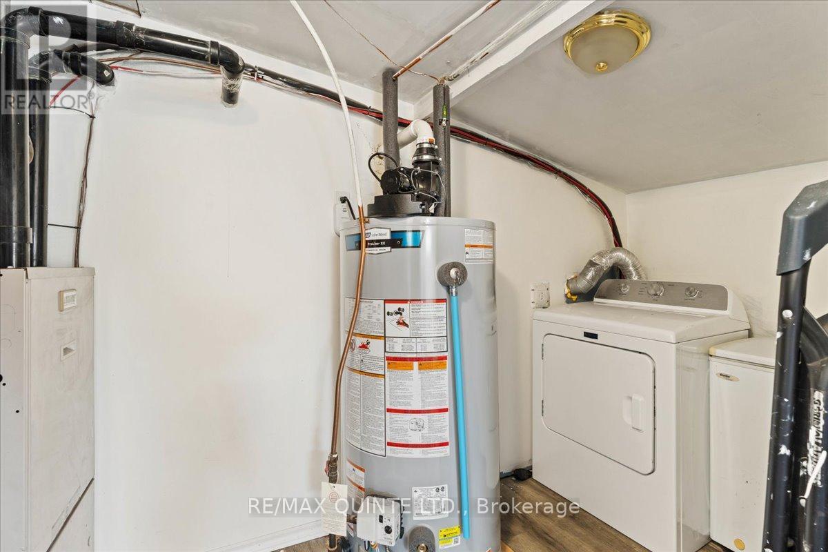 15 Gordon Street, Belleville, Ontario  K8P 3E4 - Photo 33 - X12576010