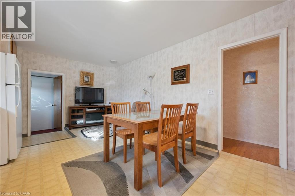 366 Holly Street, Waterloo, Ontario  N2L 4G3 - Photo 11 - 40788776