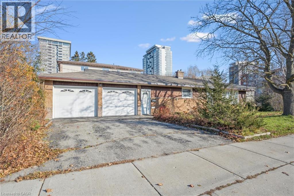 366 Holly Street, Waterloo, Ontario  N2L 4G3 - Photo 3 - 40788776