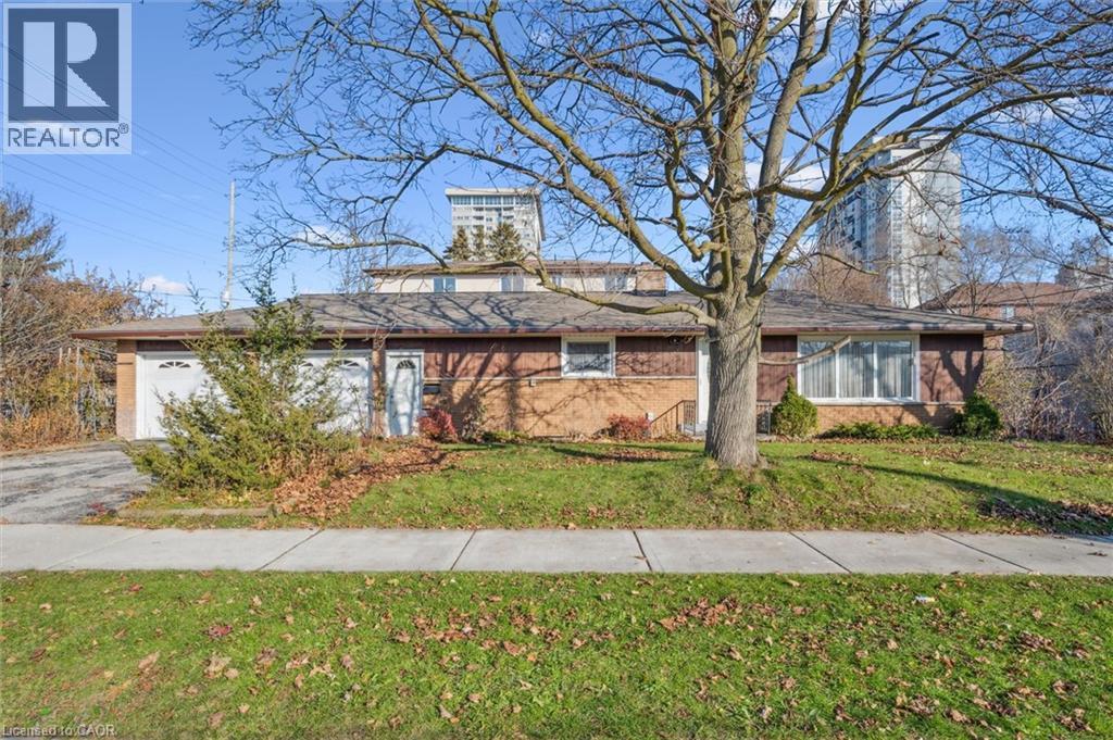 366 HOLLY Street, Waterloo, Ontario