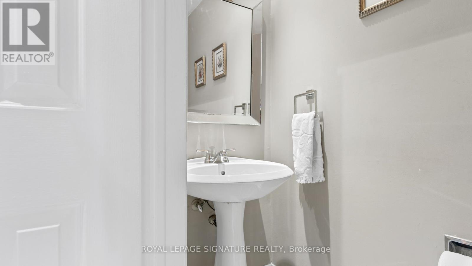 583 Foxwood Trail, Pickering, Ontario  L1V 4R3 - Photo 17 - E12568120