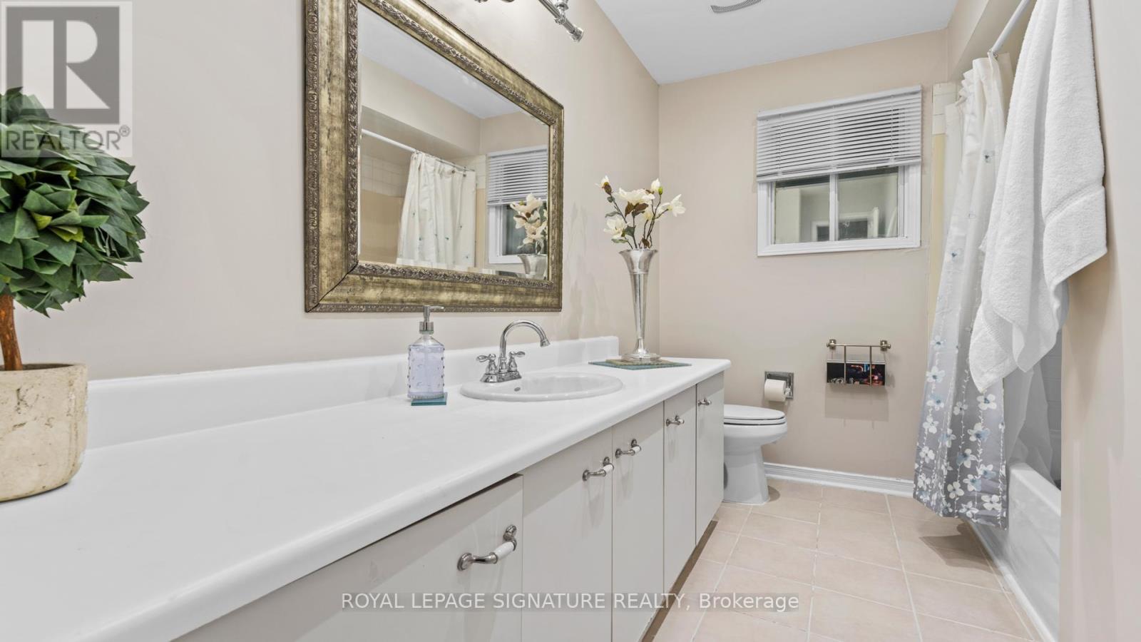 583 Foxwood Trail, Pickering, Ontario  L1V 4R3 - Photo 27 - E12568120